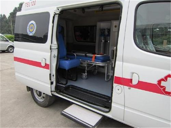 西乡救护车出租服务案例7