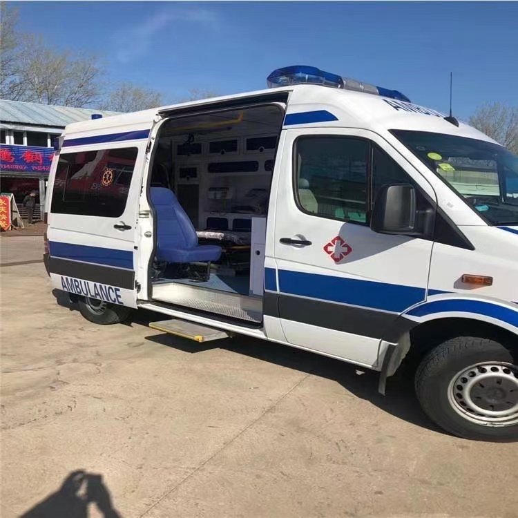 西乡私人长途救护车出租转院回家